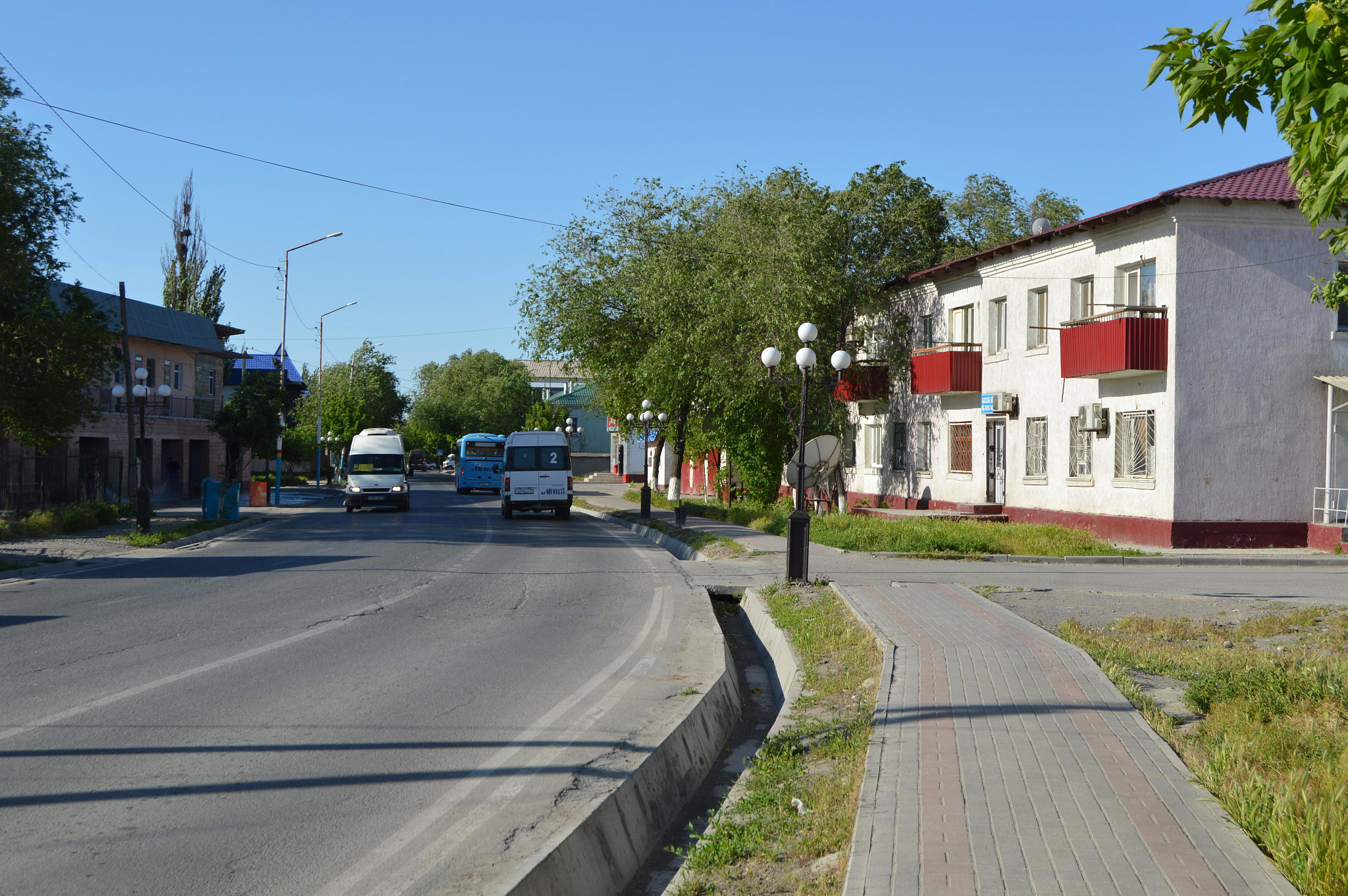 Turkistan (Түркістан, Туркестан)